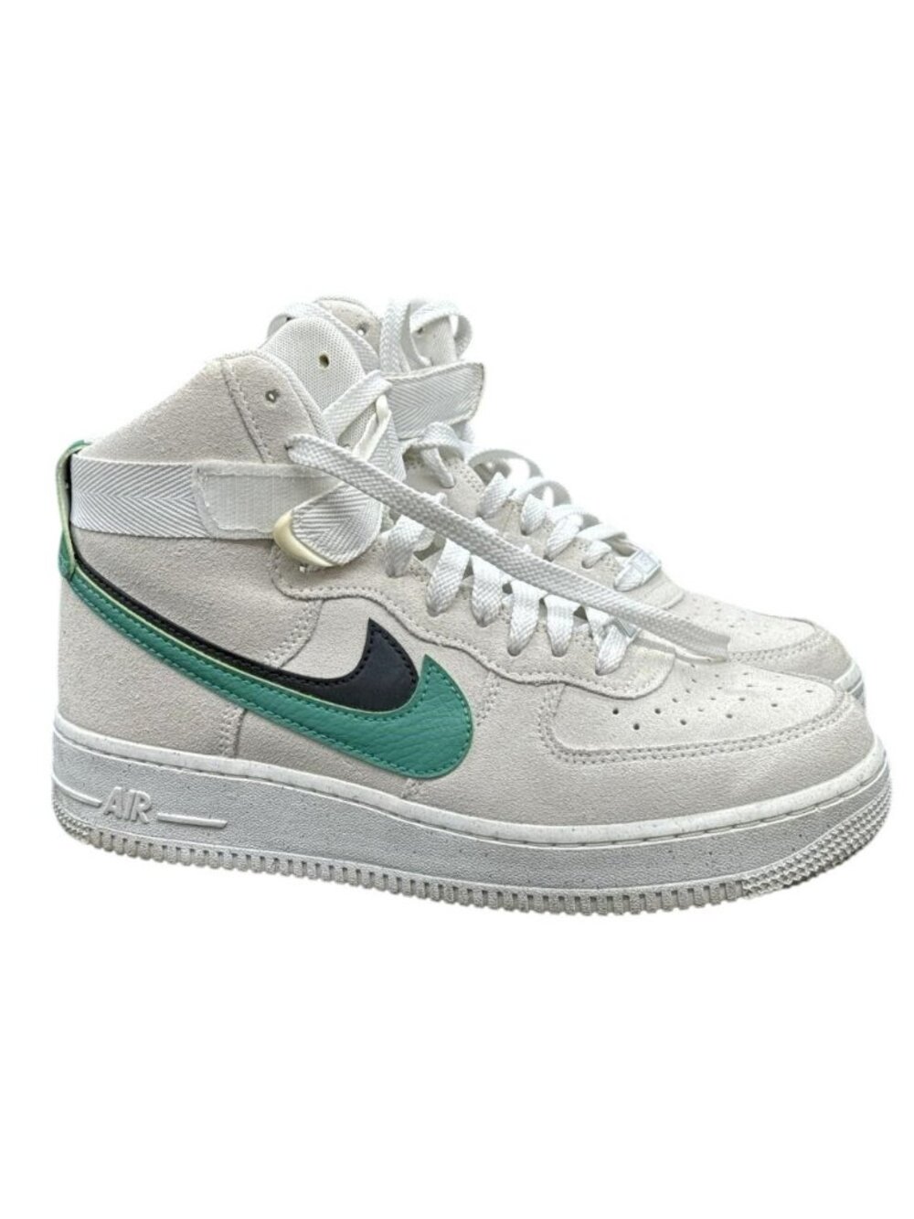 Nike Air Force 1 SE High 82 Neptune Green Tributes Silhouette’s 40th Anniversory